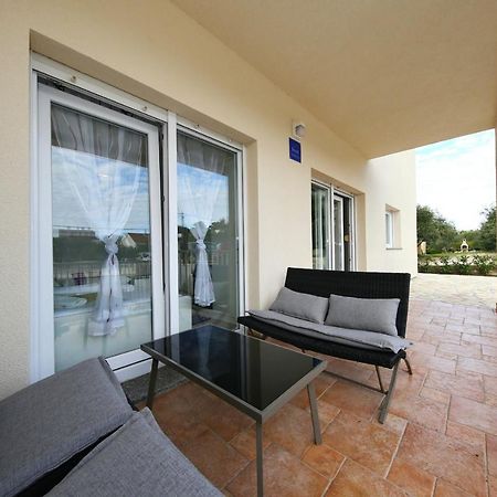Apartments Matkovic Свети-Филип-и-Яков Экстерьер фото