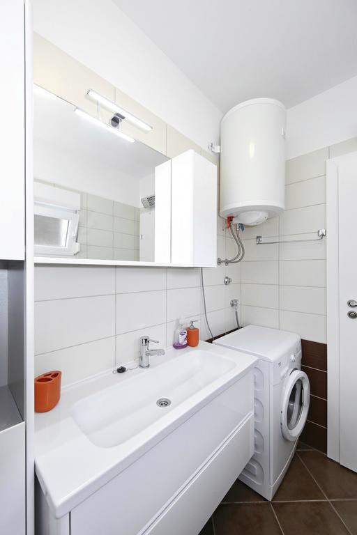 Apartments Matkovic Свети-Филип-и-Яков Экстерьер фото