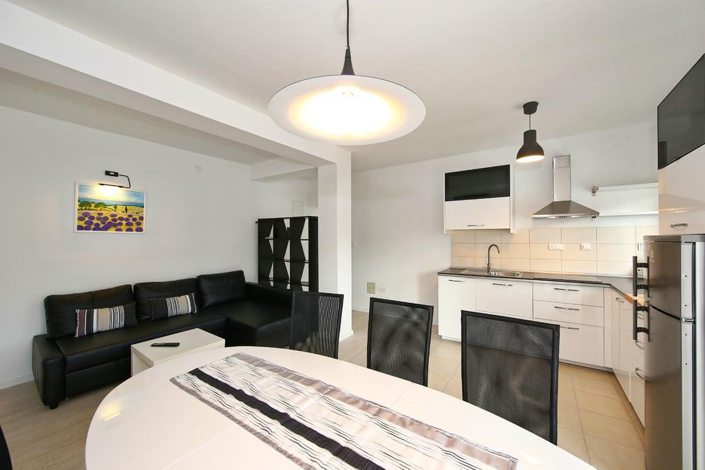 Apartments Matkovic Свети-Филип-и-Яков Экстерьер фото