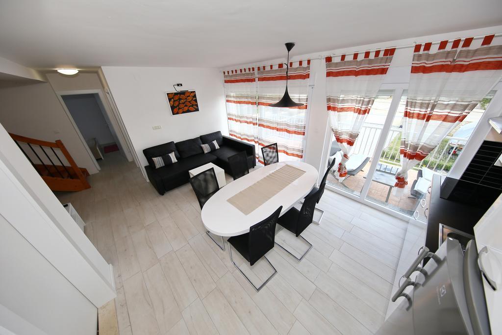 Apartments Matkovic Свети-Филип-и-Яков Экстерьер фото